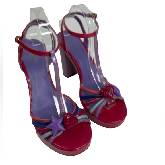 Coach Jennifer Women’s Heart & Star Platform Heels - Picture 4 of 8